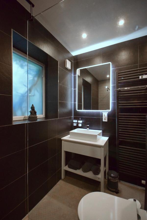 Jordan Suite Executive Furnished Apartment Düsseldorf Exterior foto